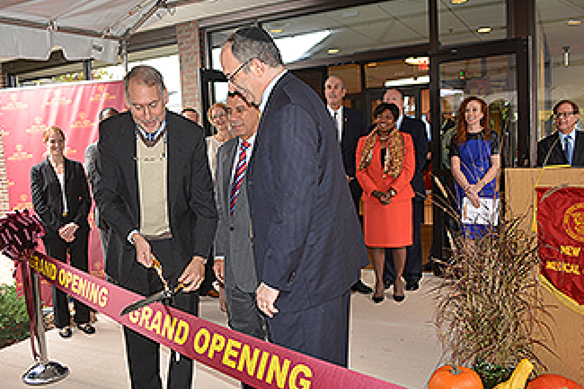 NYMC and Touro administration cutting ribbon at BioInc@NYMC launch