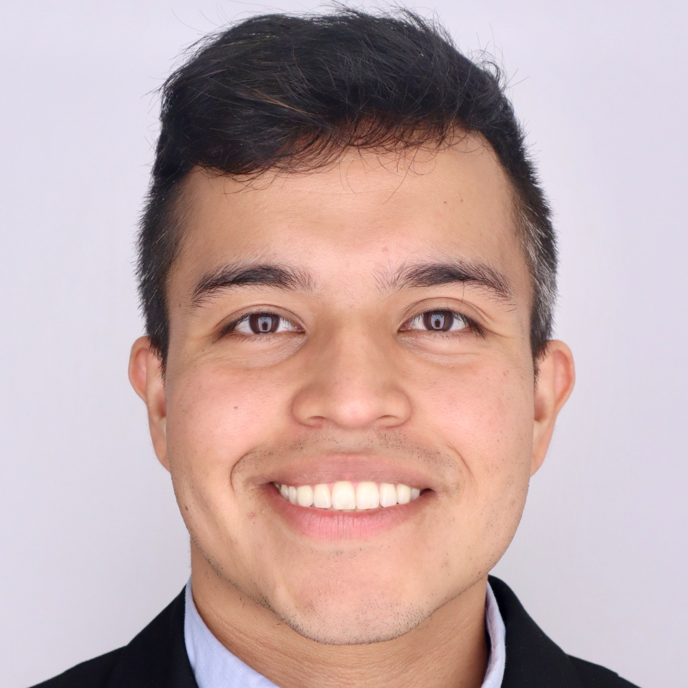 Headshot of Jesus Vasquez